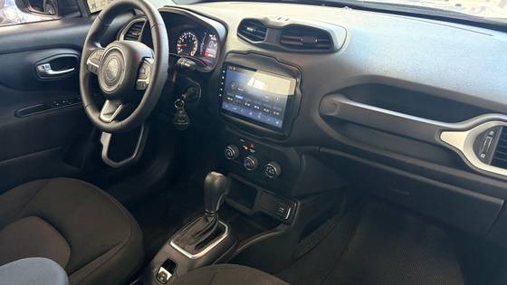 JEEP RENEGADE 1.8 16V FLEX 4P AUTOMÁTICO JEEP RENEGADE 1.8 16V FLEX 4P AUTOMÁTICO